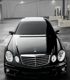 Mercedes 211