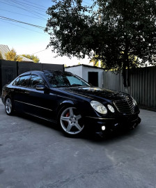 Mercedes 211