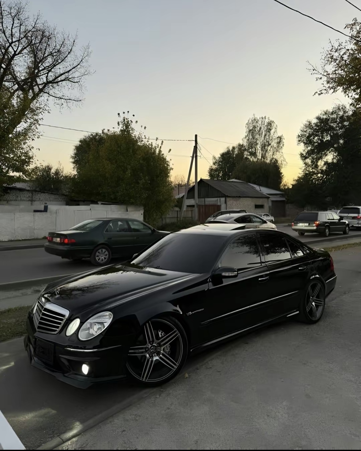 Mercedes 211