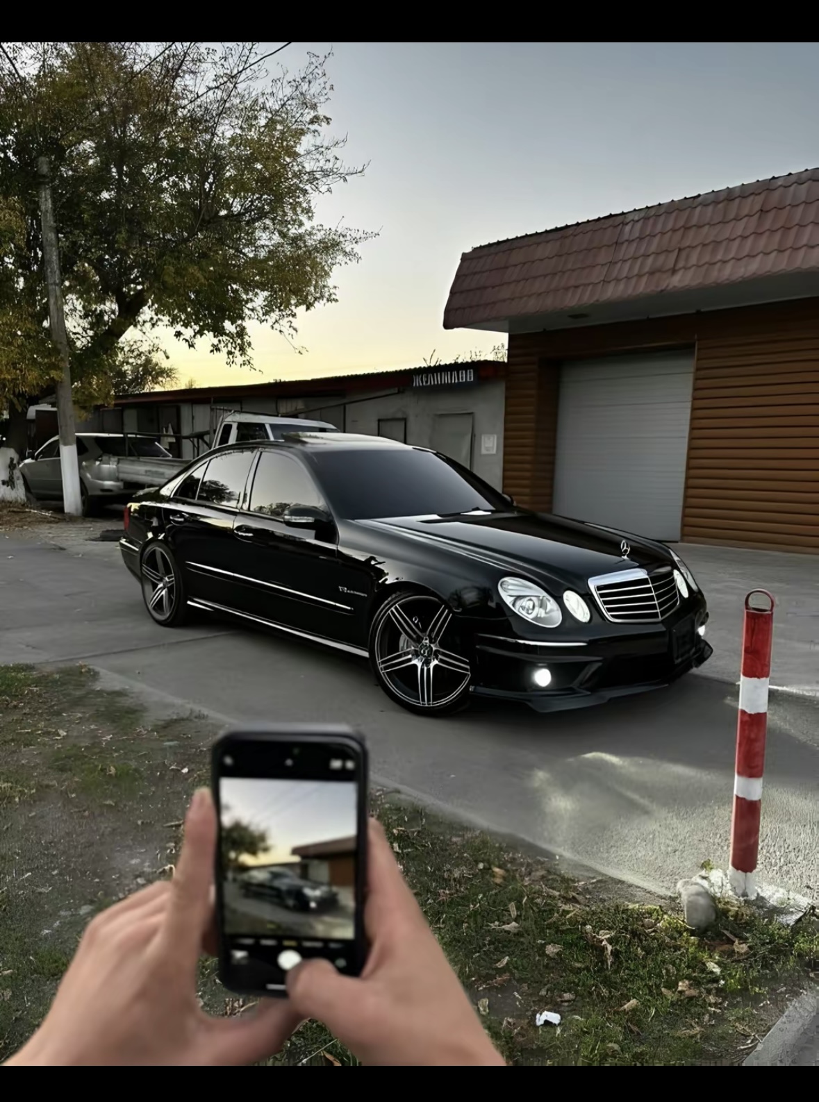 Mercedes 211